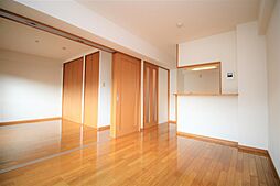 サンブライト 402 4階1LDKのリビング/ダイニング