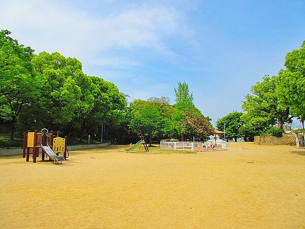 周辺：聖天山公園（1688m）