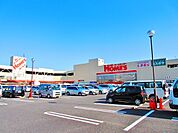 島忠HOME’S（島忠ホームズ） 南津守店（2557m）