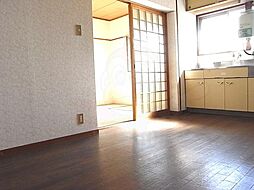 居間