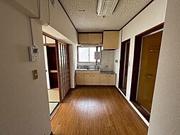 居間