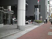 下京警察署（710m）