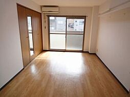 メゾン・グローリー 4D 4階1Kのリビング/ダイニング