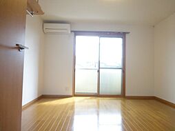 フラッティ梅小路 103 1階1Kのリビング/ダイニング