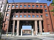龍谷大学 深草キャンパス（1898m）