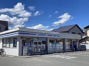 ローソン 上賀茂店（153m）