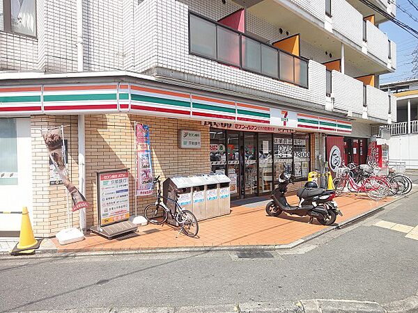 画像19:セブンイレブン 西京極駅前店（365m）