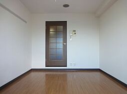 エリーフラッツ西京極 405 4階1Kのリビング/ダイニング