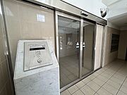 スタイリッシュなエントランス