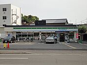 ファミリーマート 御池山ノ内店（206m）