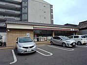 セブンイレブン 葛野大路花屋町店（74m）