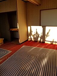 青森県北津軽郡中泊町大字田茂木字若宮375番8号 8LDKの室内