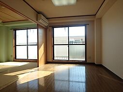 居間