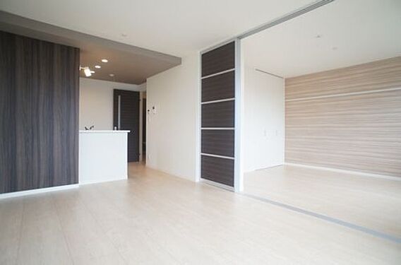 オリーブ_内装_2