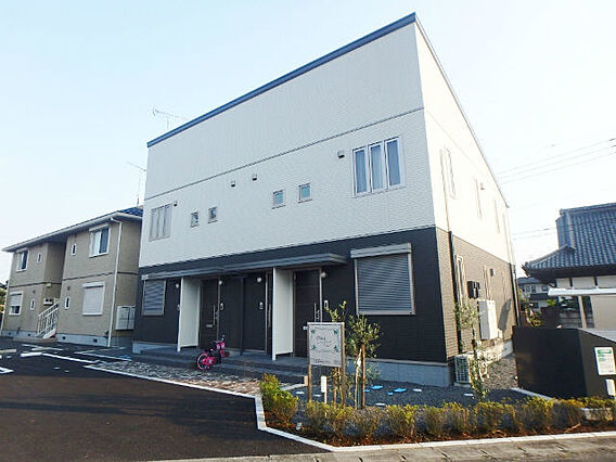 オリーブ_外観_1