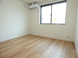 グランドール足立 102 1階1Kのリビング/ダイニング