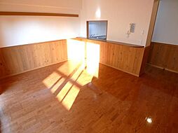 KS・WinHills 205 2階2LDKのリビング/ダイニング