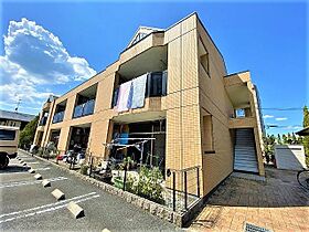 マカナ・ヌイ梅美台  ｜ 京都府木津川市梅美台１丁目（賃貸アパート2LDK・1階・54.54㎡） その1