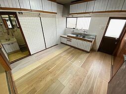居間