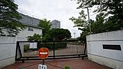 川崎市立久本小学校 679m