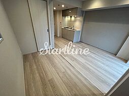 イプセ御成門 401 4階1LDKのリビング/ダイニング