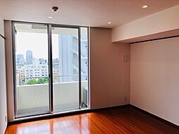 キャビンアリーナ南青山 1202 12階ワンルームのリビング/ダイニング