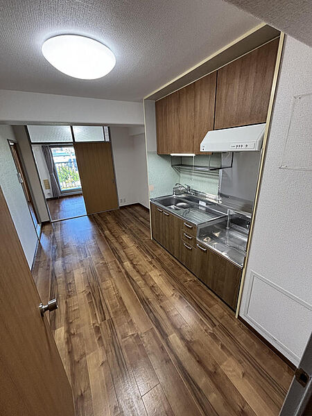 キッチンを拡大表示
