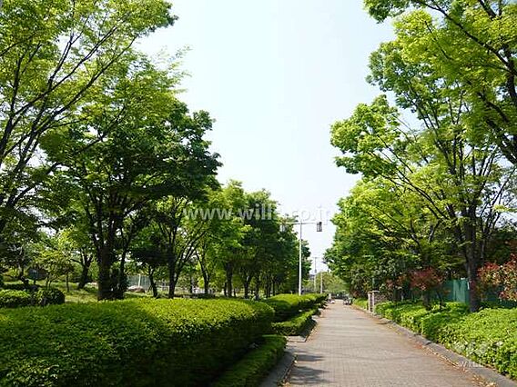 西猪名公園の外...
