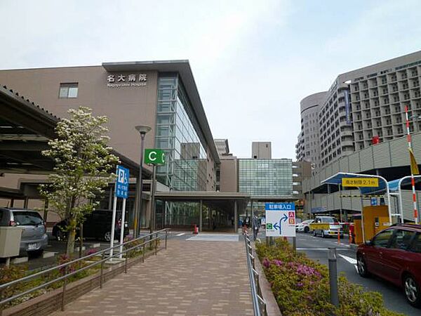 画像8:名古屋大学医学部附属病院 581m