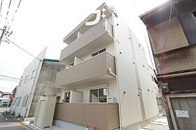 サンプレミオ十番町  ｜ 愛知県名古屋市中川区十番町5丁目8-8（賃貸アパート1K・1階・23.08㎡） その1