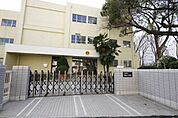 正木小学校 549m