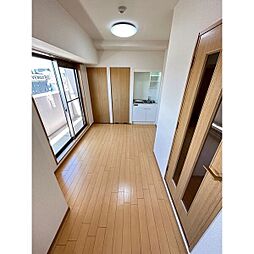 La Douceur新栄 5階1DKのリビング/ダイニング