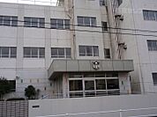 山田東中学校 893m