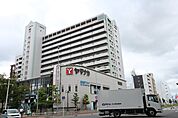 ヤマナカ日比野店 1298m