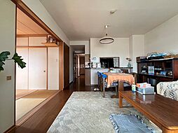 居間
