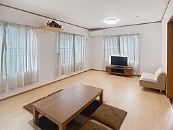 居間