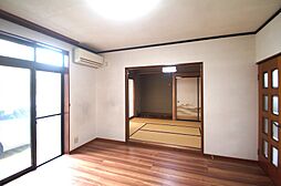 居間