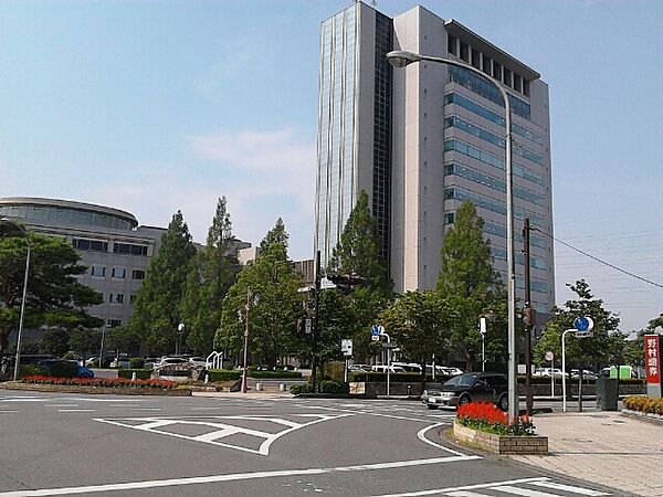 画像18:太田市役所（364m）