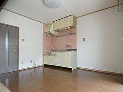 メゾン・ドゥ・ブランシェII 101 1階2DKのリビング/ダイニング