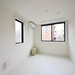 ガーデンテラス代々木上原 2001 2階ワンルームのリビング/ダイニング