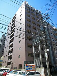 外観：重厚感のある分譲マンションです★