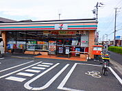 セブンイレブン春日部粕壁東5丁目店 499m