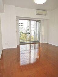 JR京浜東北・根岸線 大井町駅 徒歩3分の賃貸マンション 7階ワンルームのリビング/ダイニング