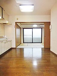 京急本線 平和島駅 徒歩3分の賃貸マンション 4階2DKのリビング/ダイニング