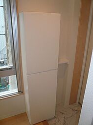 KIT ANNEX 203 2階ワンルームのリビング/ダイニング