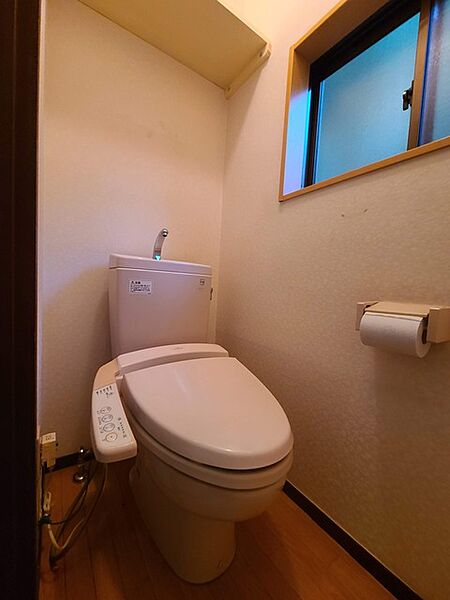 トイレを拡大表示