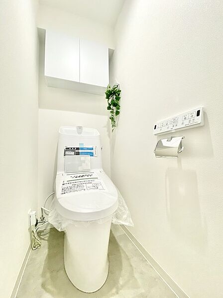 清潔好きには欠かせないウォシュレット機能付き。 