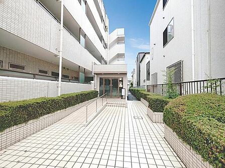 エントランス外