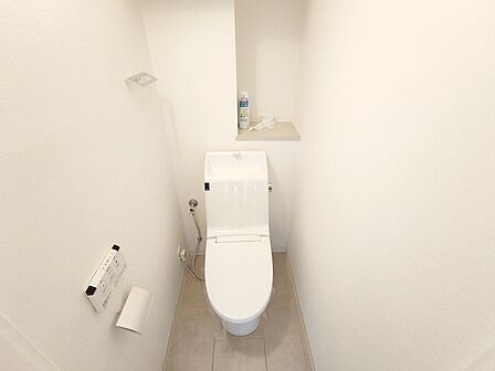 清潔好きには欠かせないウォシュレット機能付き。