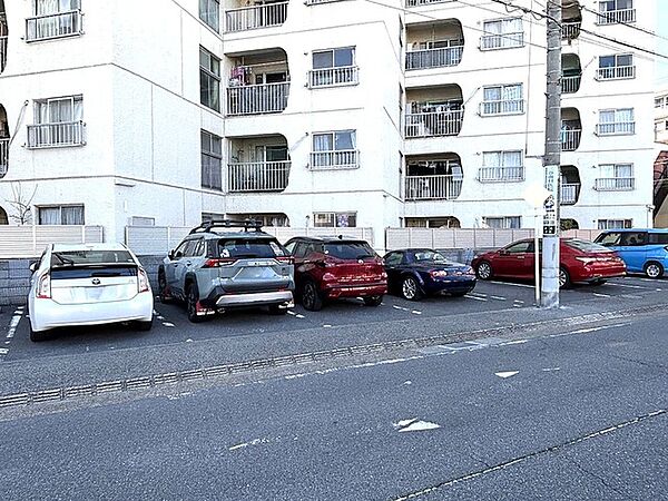 駐車場を拡大表示